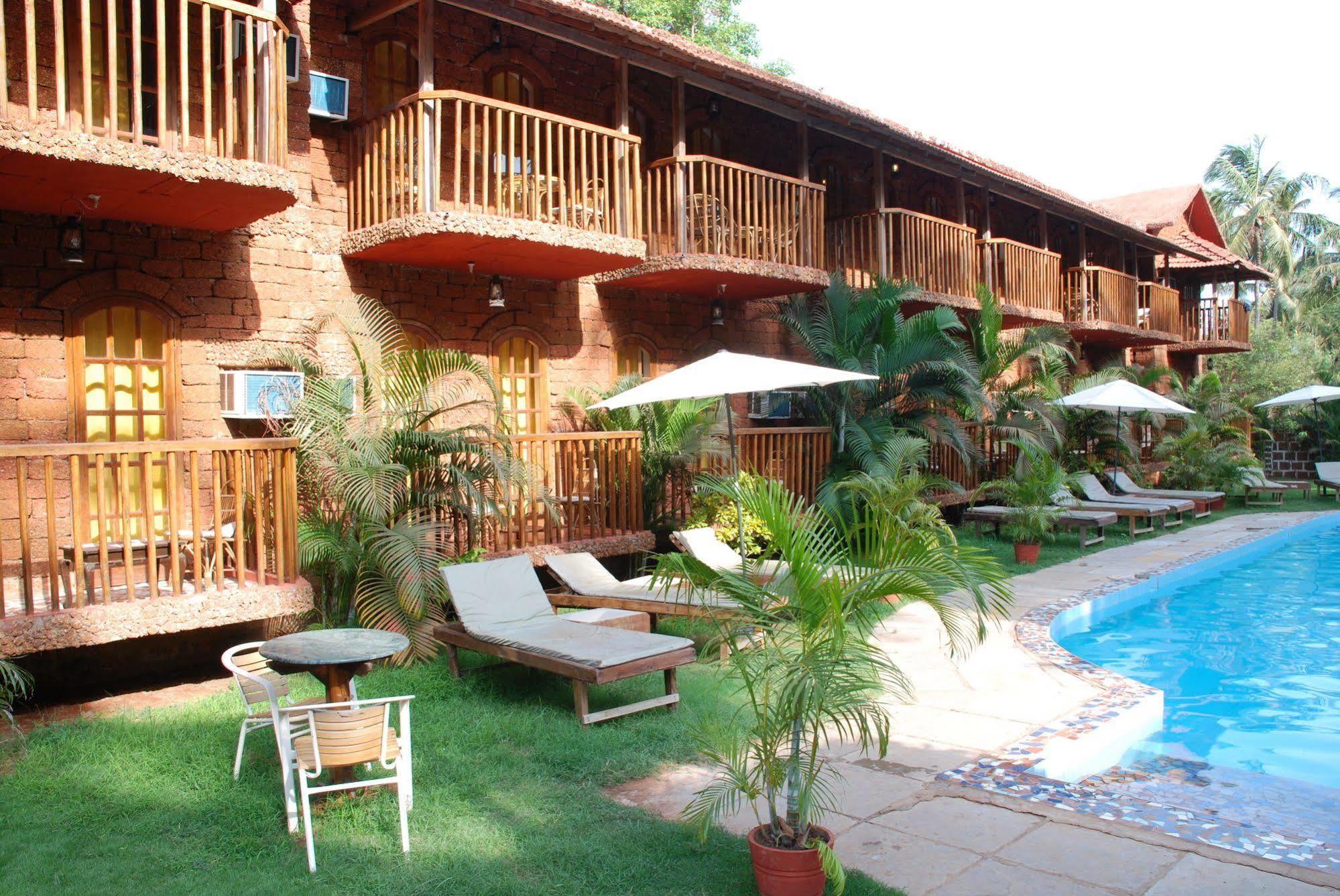Sea Breeze Inn Resort Calangute Esterno foto